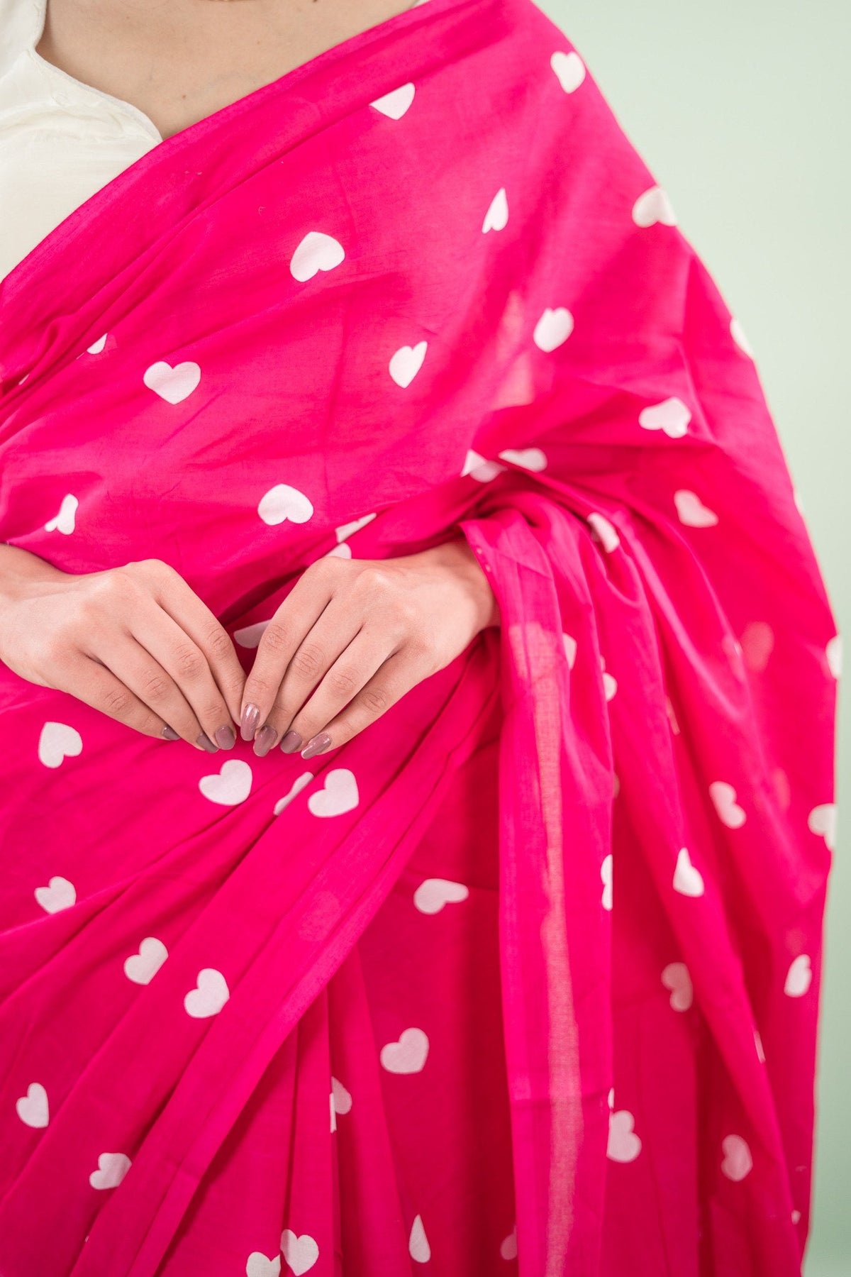 Magenta Heart Print Mul Mul Cotton Saree