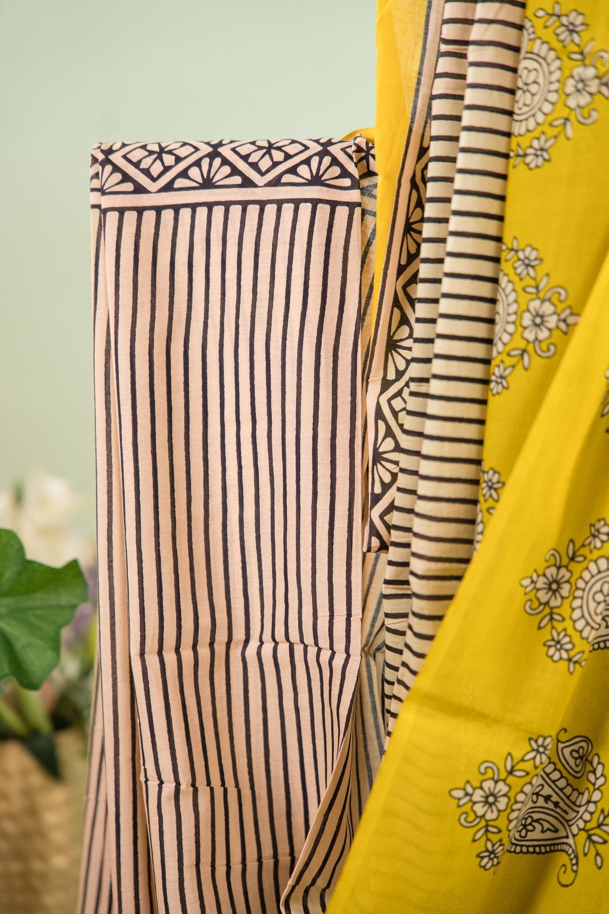 Mustard Black Paisley Border Mul Mul Cotton Saree