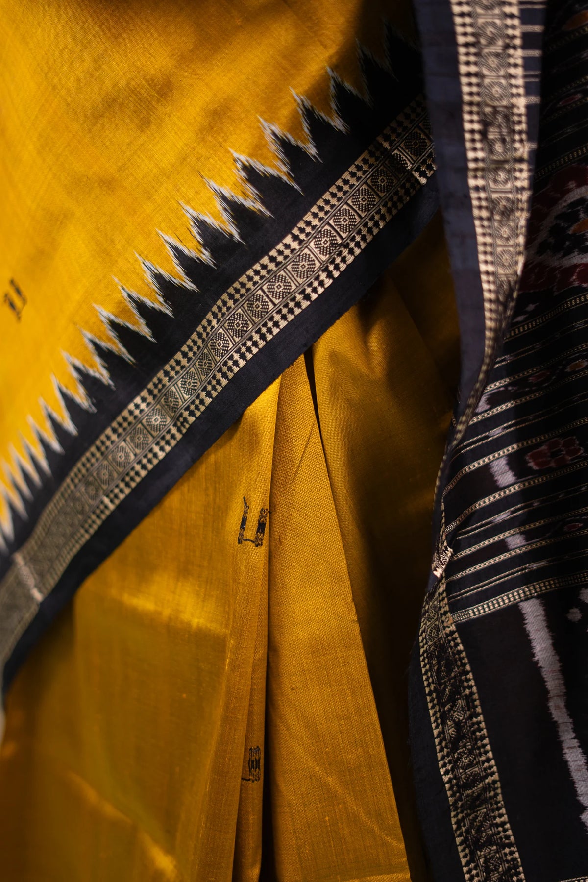 Mustard Black Temple Border Khandua Silk Saree - lower border close-up