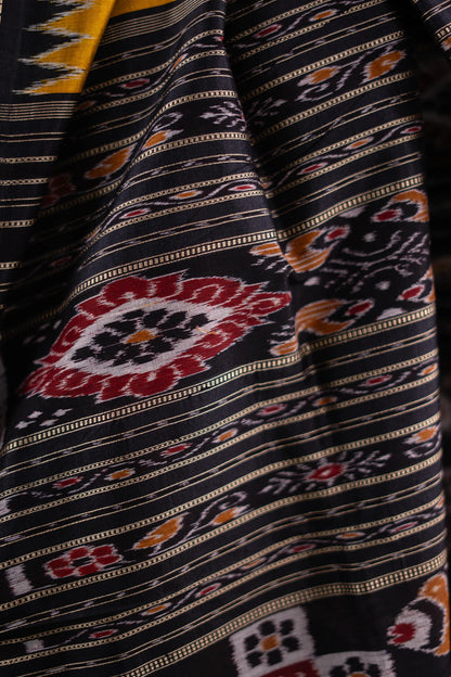 Mustard Black Temple Border Khandua Silk Saree - extra pallu detail