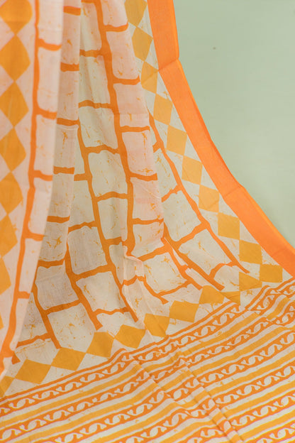 Mustard Geometric Grid Mul Mul Cotton Saree