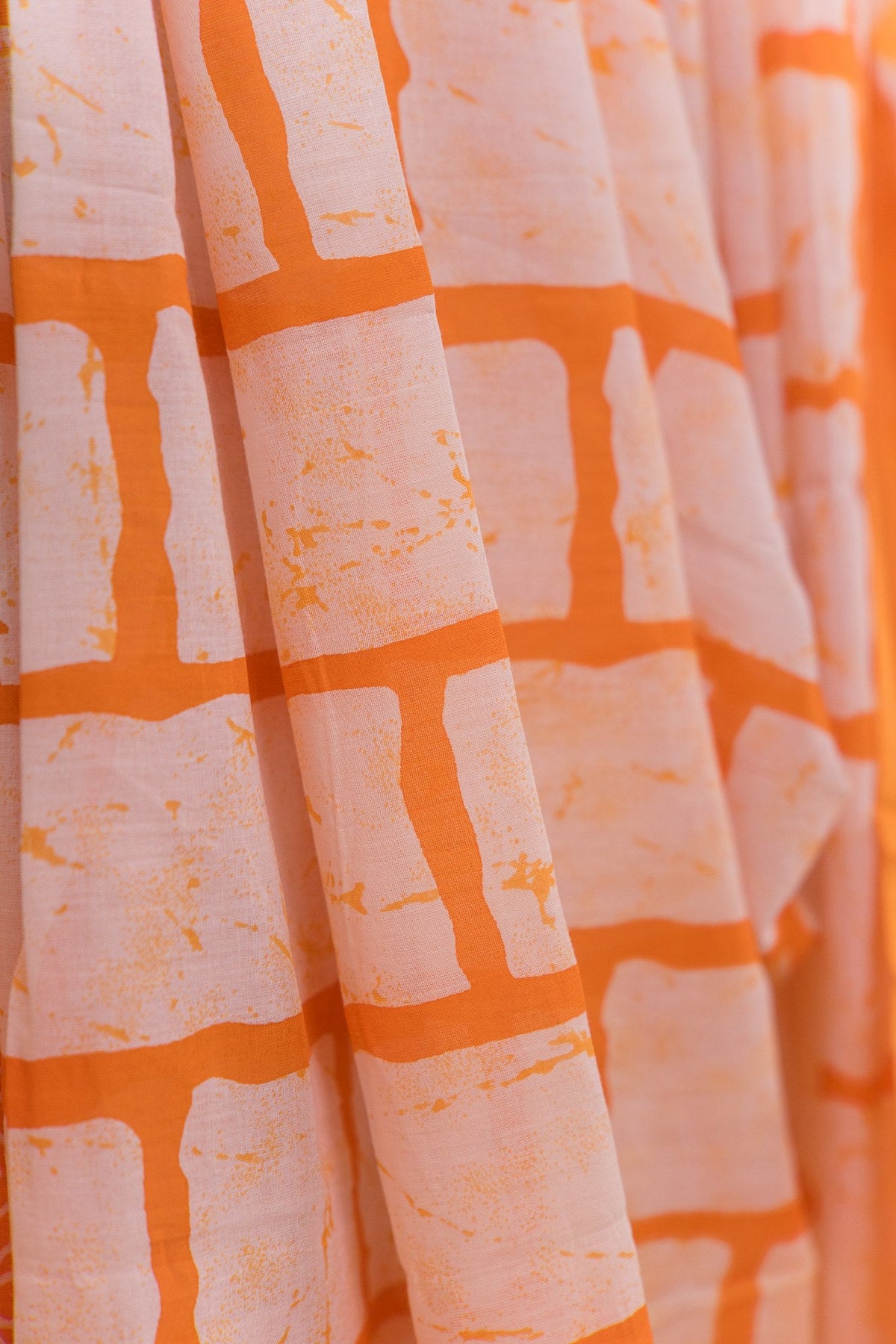Mustard Geometric Grid Mul Mul Cotton Saree