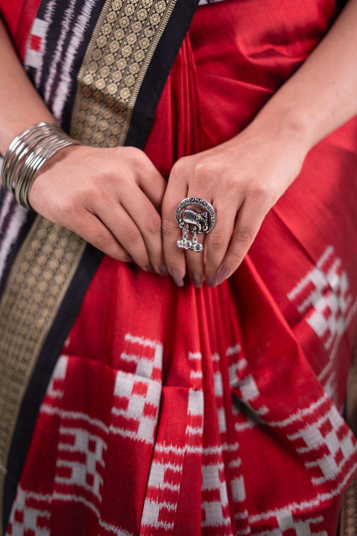 Red Black Pasapalli Lotus Khandua Silk Saree - image 8