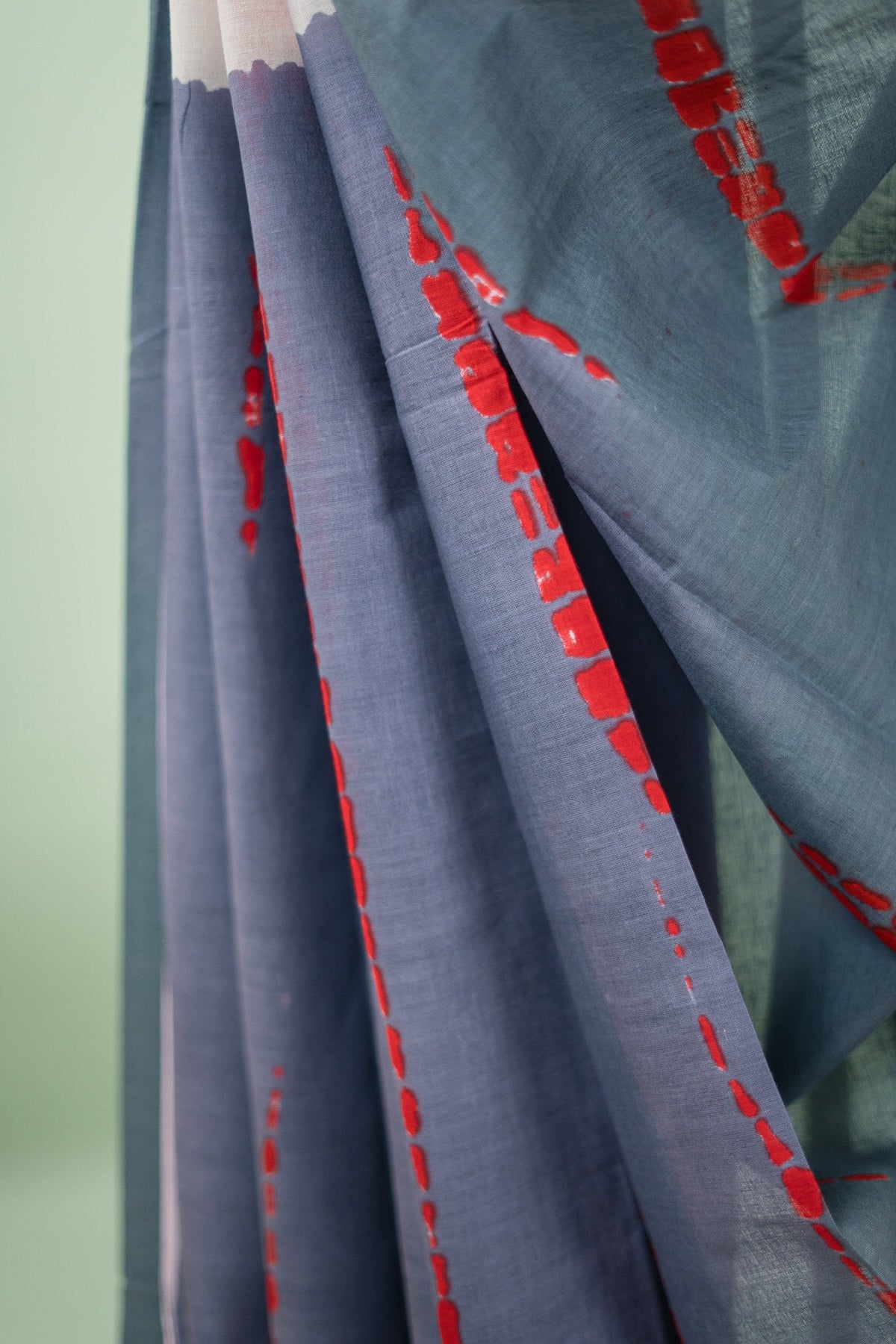 Red Grey Shibori Colour Block Mul Mul Cotton Saree