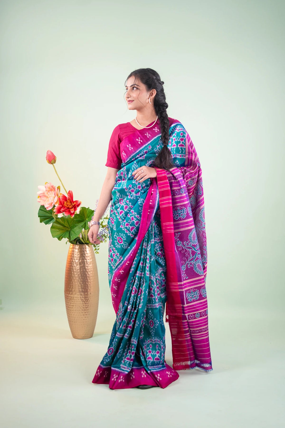 Royal Blue Tree Motif Khandua Silk Saree image 5