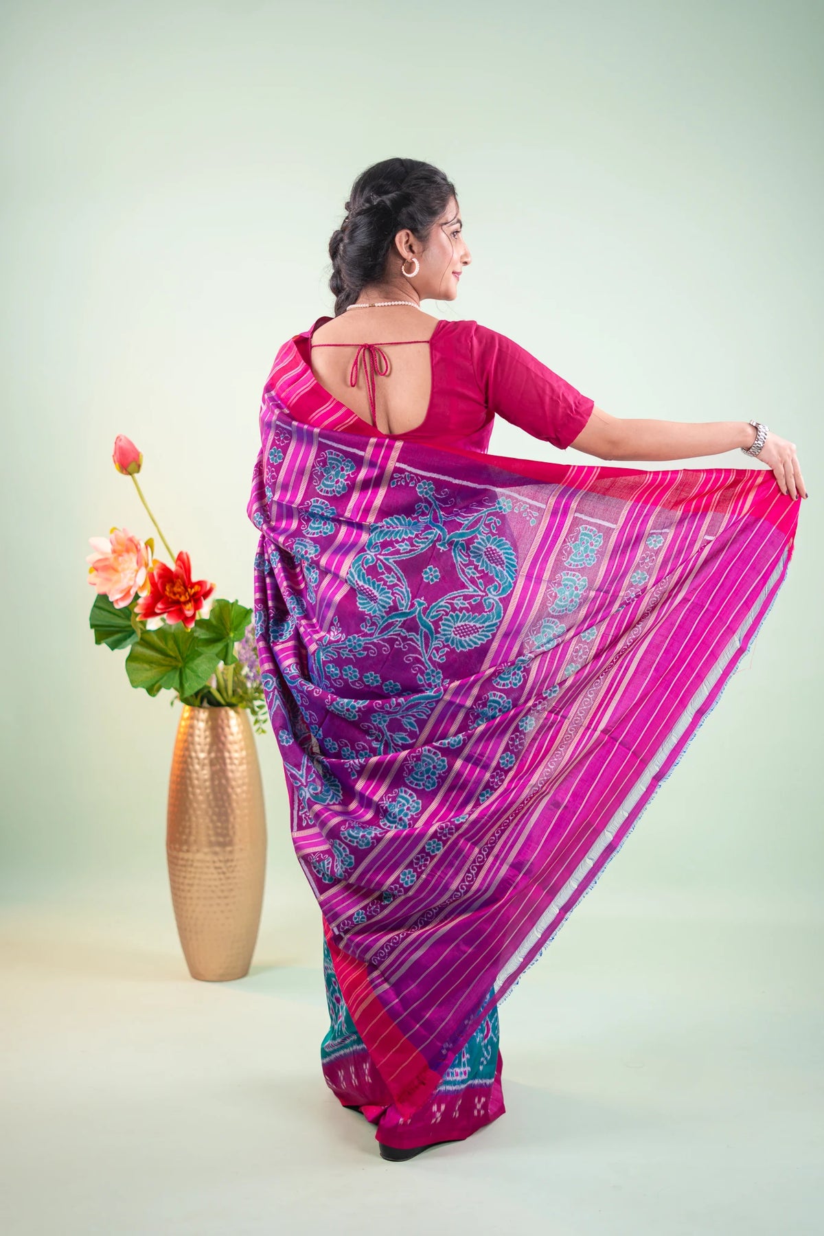 Royal Blue Tree Motif Khandua Silk Saree image 6