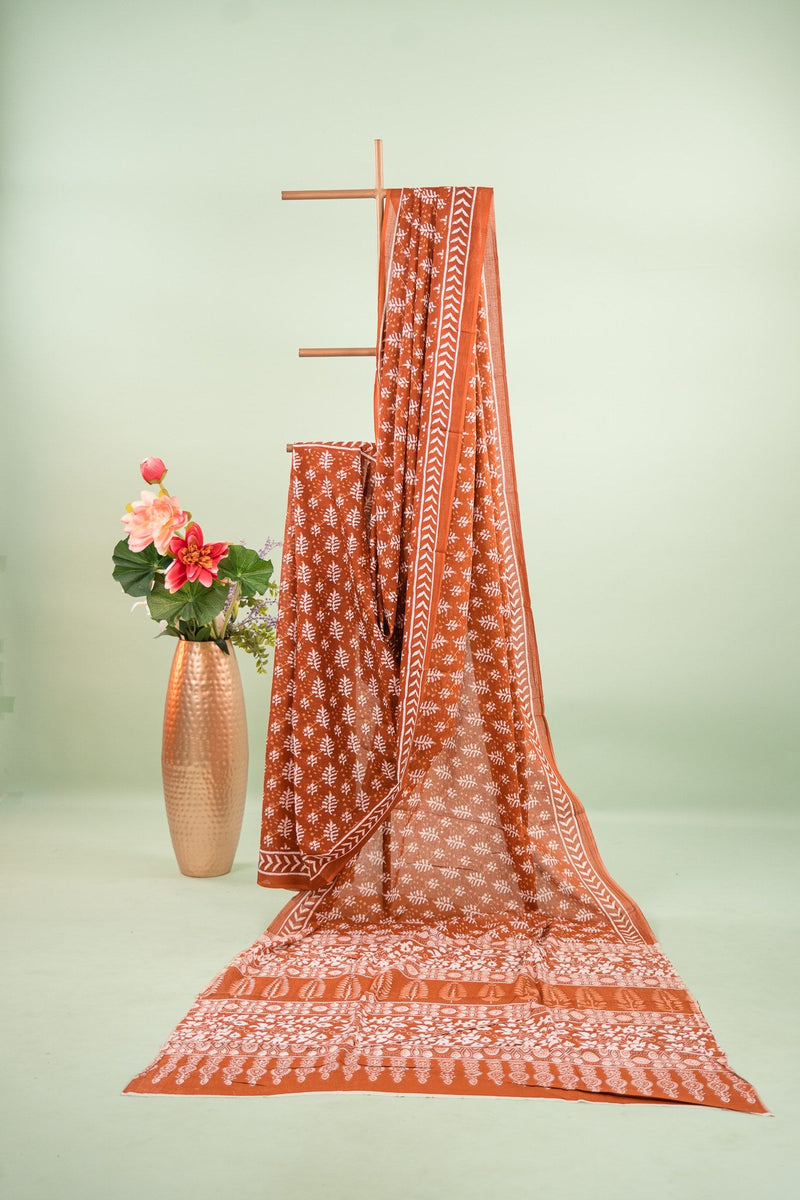 Rust Brown Leaf Chevron Mul Mul Cotton Saree