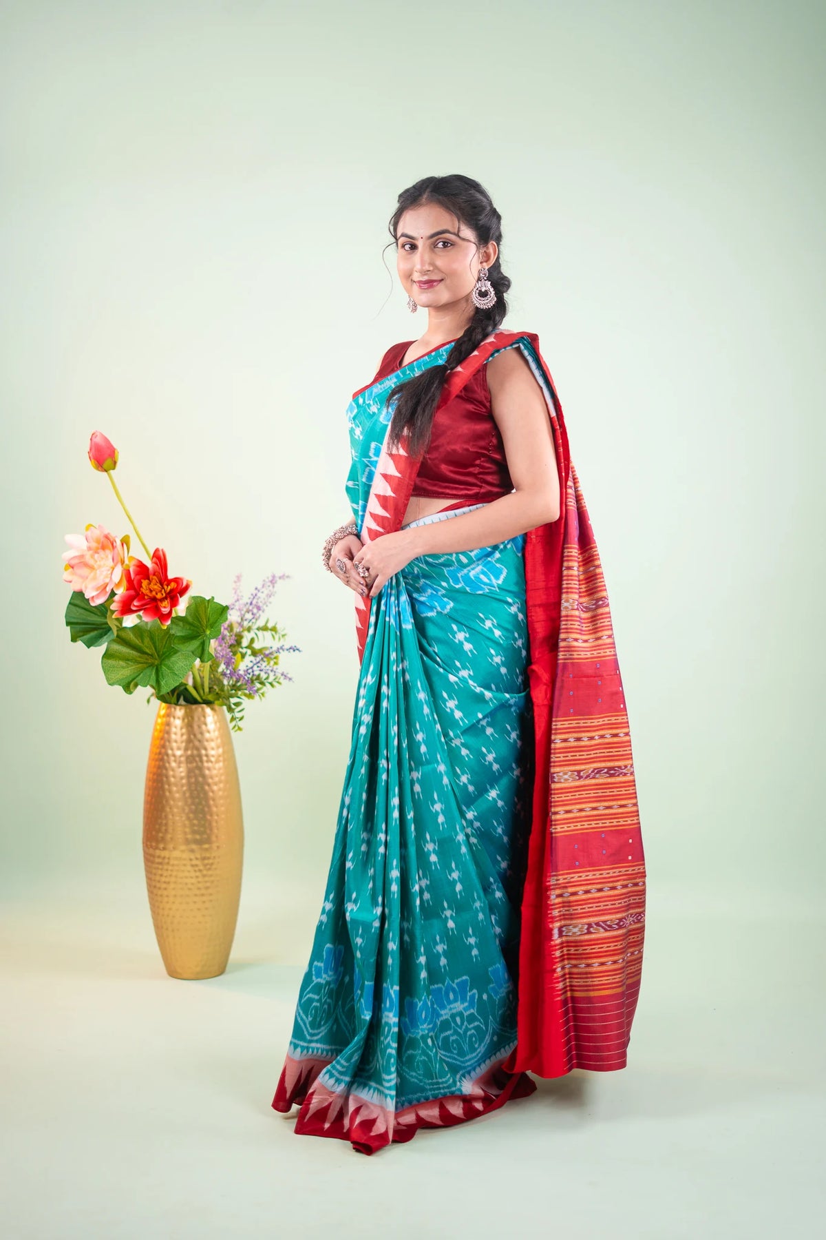 Sea Green Floral Temple Border Khandua Silk Saree - image 2