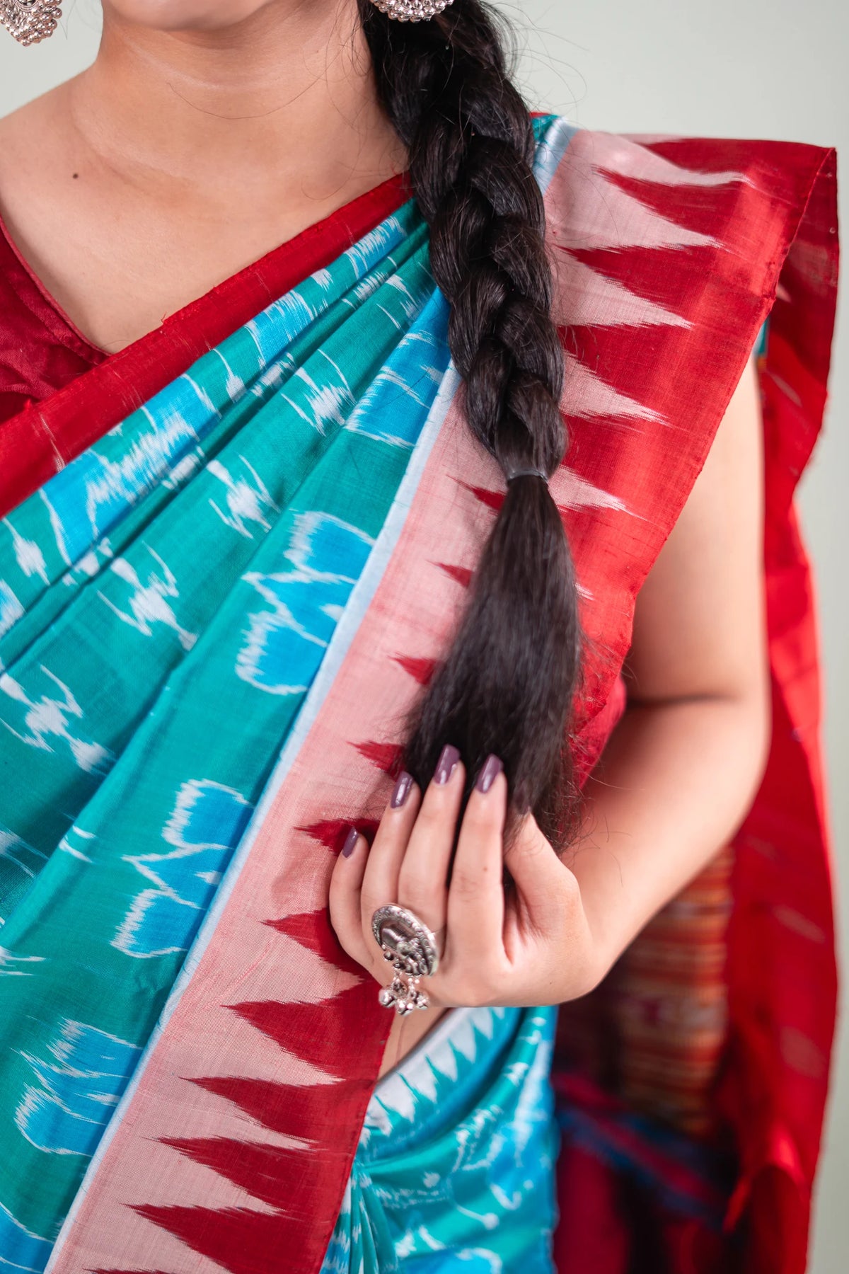 Sea Green Floral Temple Border Khandua Silk Saree - image 3