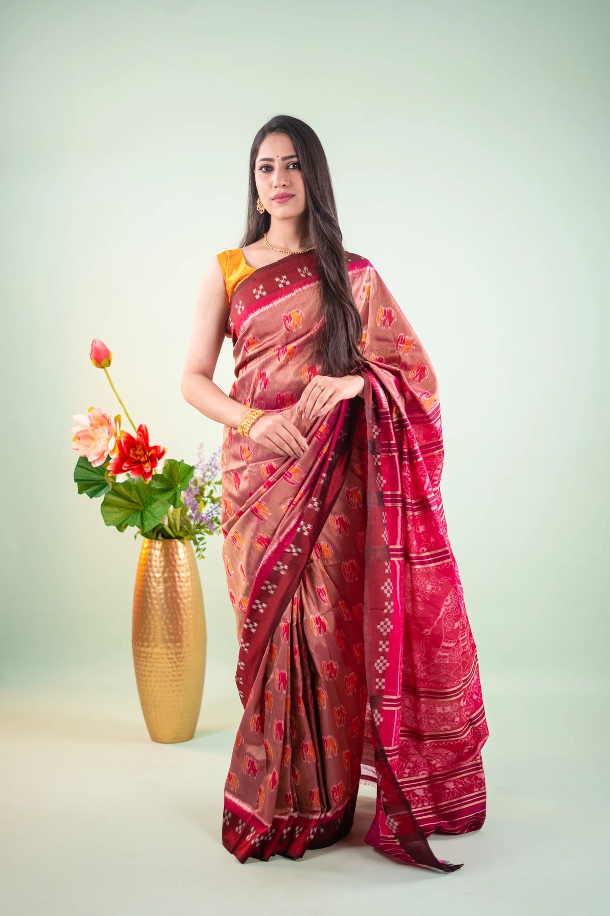 Taupe Maroon Elephant Motif Khandua Silk Saree - image 4