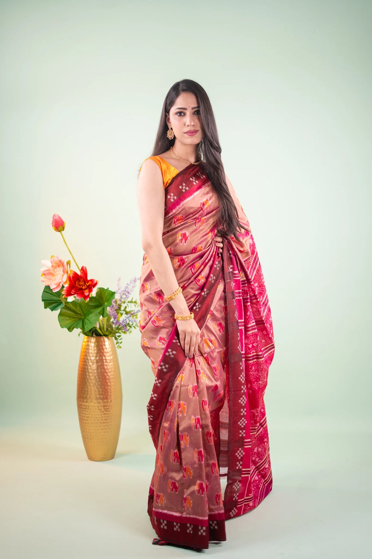 Taupe Maroon Elephant Motif Khandua Silk Saree - image 5