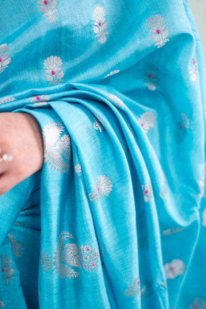 Teal Blue Banarasi Silk Saree - Paisley Medallion image 6