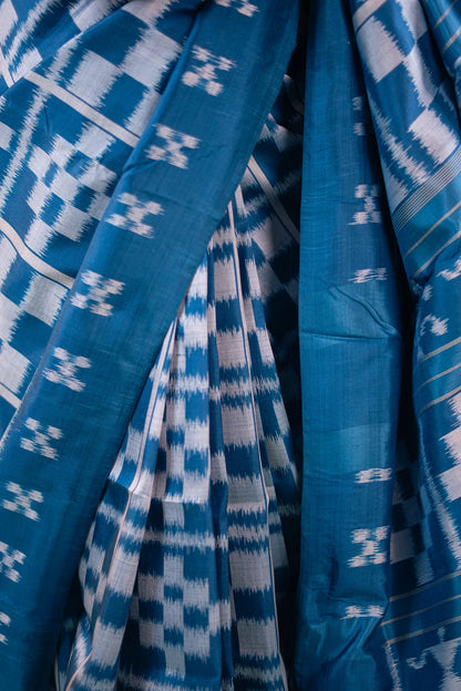 Teal Ice Blue Pasapalli Khandua Silk Saree - image 6