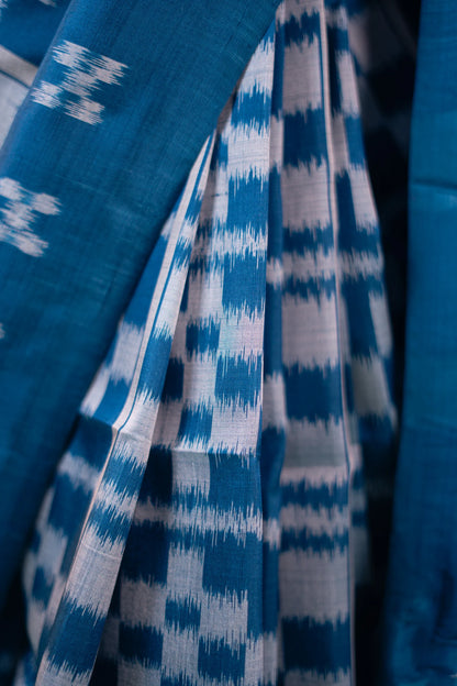 Teal Ice Blue Pasapalli Khandua Silk Saree - image 8