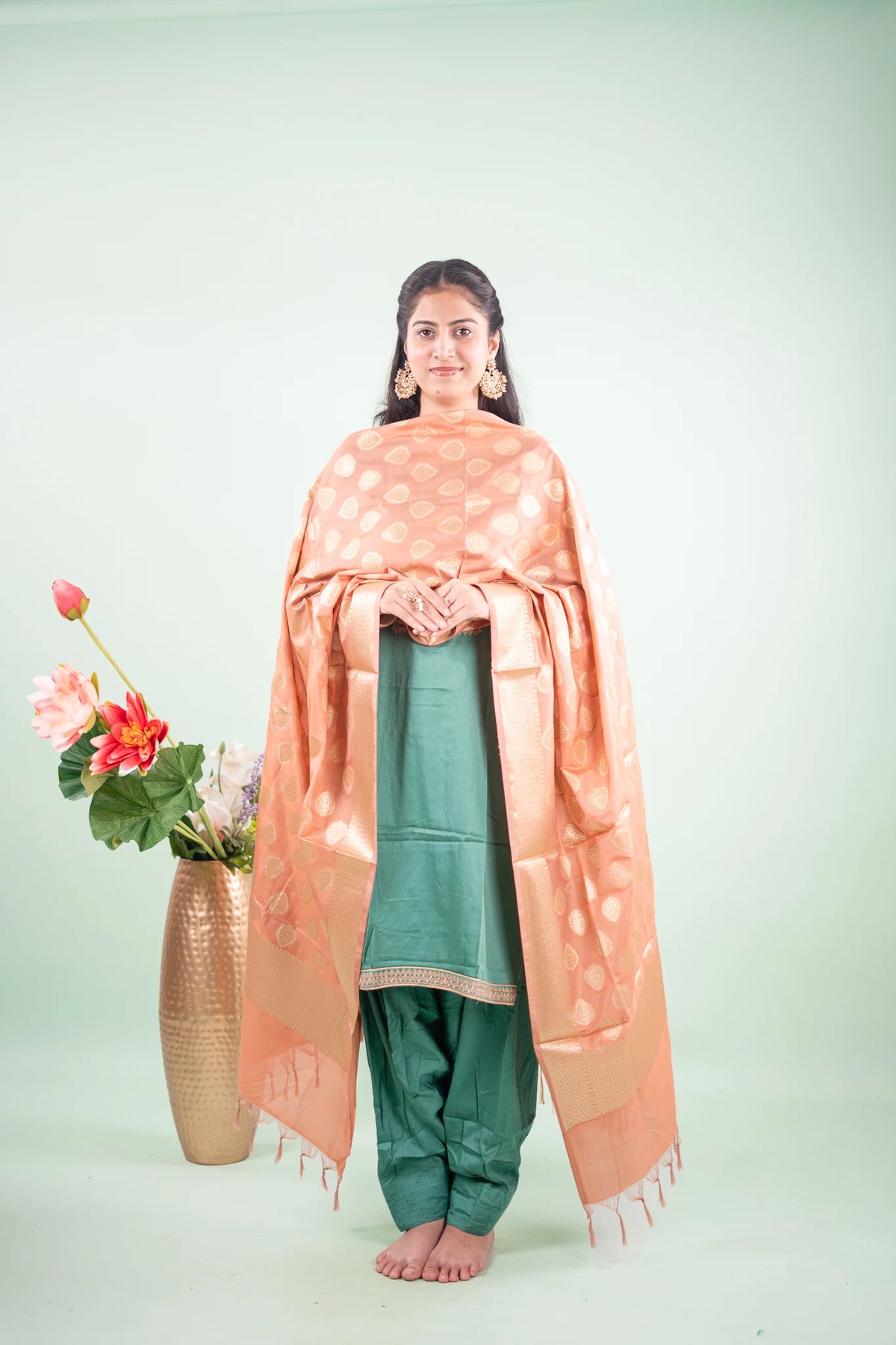 Terracotta Leaf Boota Banarasi Dupatta image 1