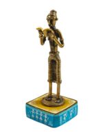 Dhokra reading lady